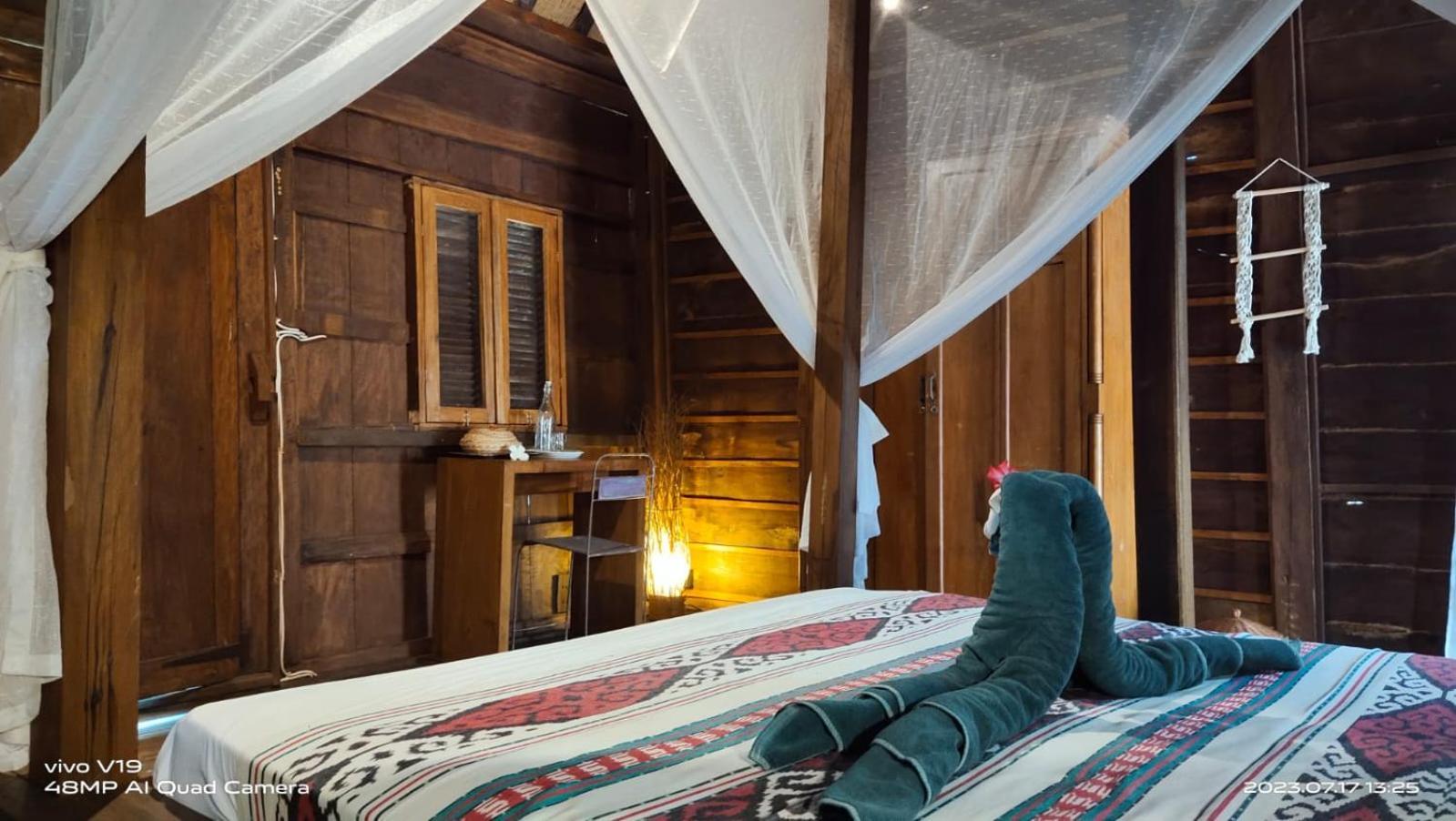 Alaya Ecolodge ペムテラン エクステリア 写真